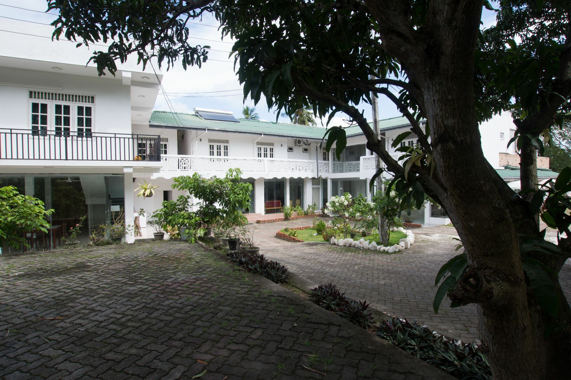 Hotel Empryean Katunayaka Exterior foto